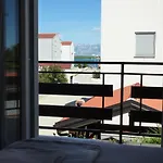 דירה Three Bedroom & - Zdrijac *