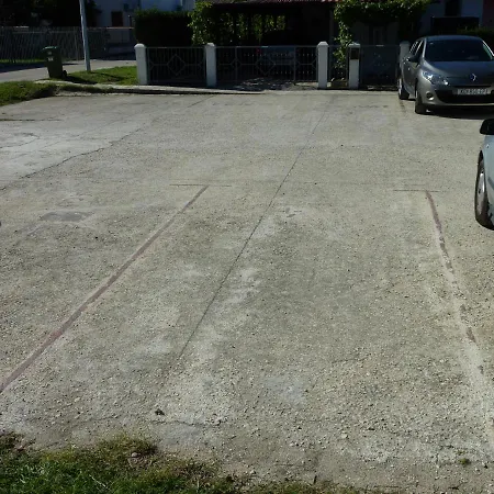 Three Bedroom & - Zdrijac * Нин